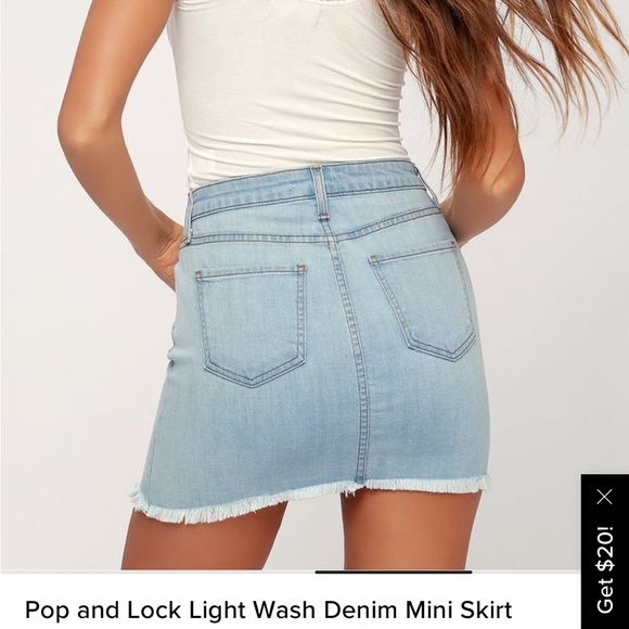 Lulu’s Light Wash Denim Mini Skirt Small - Picture 3 of 4